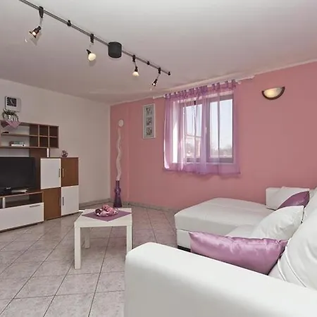House Nikolina 526